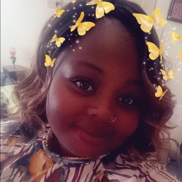 Meet your Posher, Victoria - Picture 1 of 1